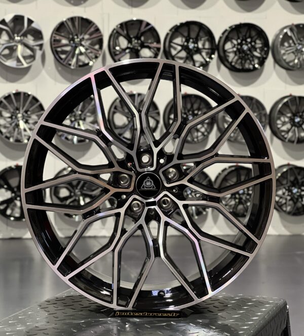 Style BMW 1000M 50th Anniversary 18'' Black Polished 5x120