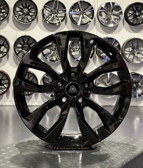 Style BMW RACIN F40 17'' 5x112 Black